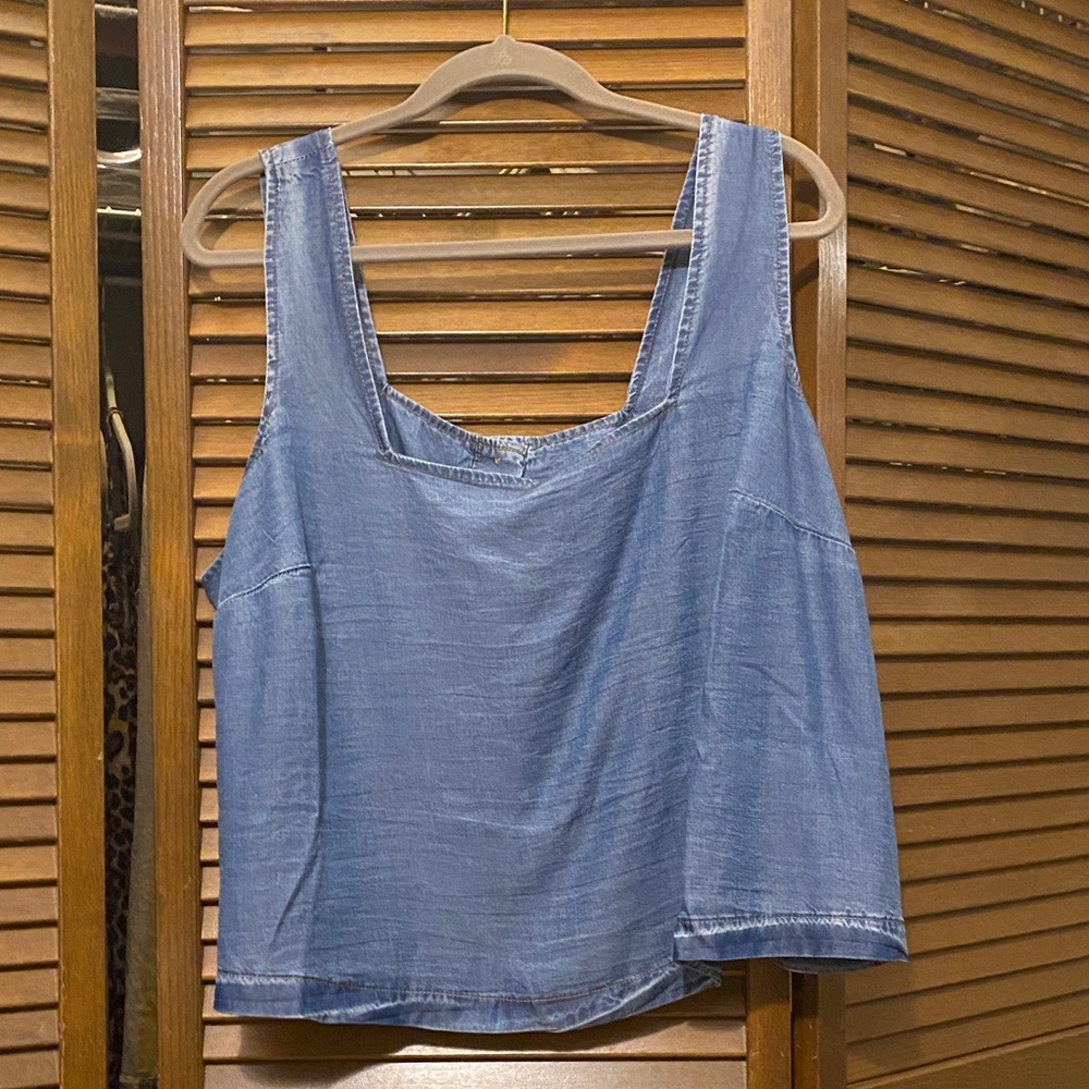 Torrid Denim Blue Crop Top - Picture 2 of 4